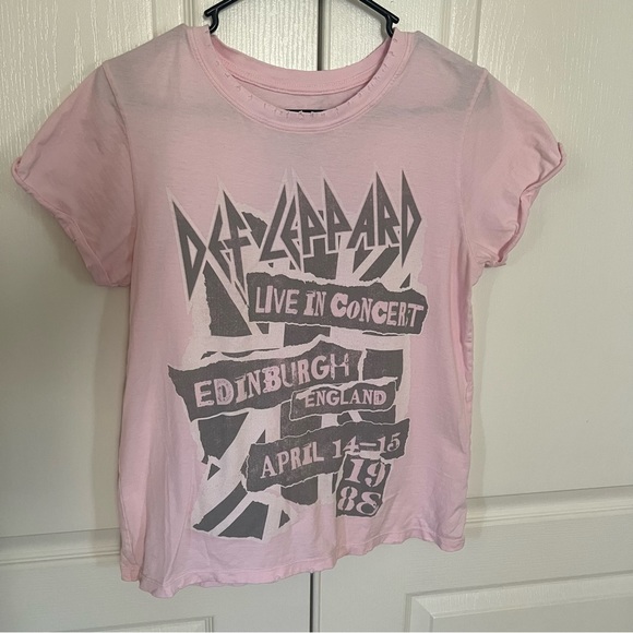 Pink Retro Graphic Tee - Picture 1 of 6